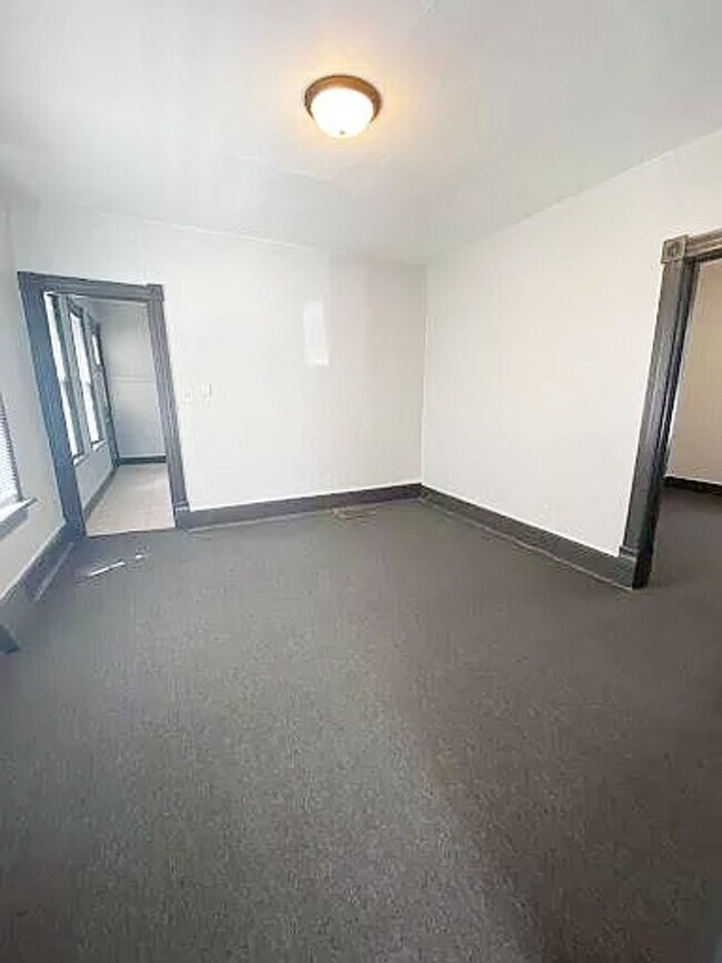 Building Photo - 2407 N Frederick Ave