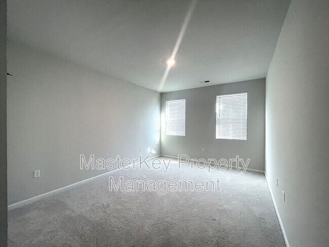 Building Photo - 2334 Chert Ln