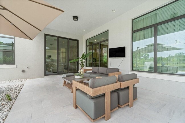 Building Photo - 13026 Artisan Cir