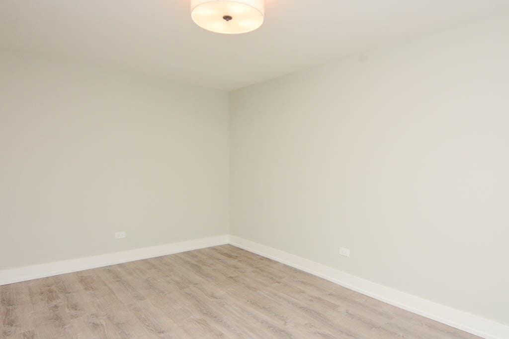 Building Photo - 450 W Barry