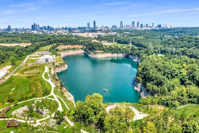 Building Photo - 1150 Collier Rd NW