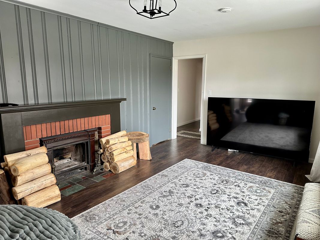 Building Photo - 1700 Hamilton Dr