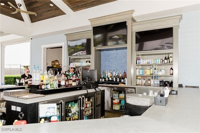 Building Photo - 5527 Double Eagle Cir