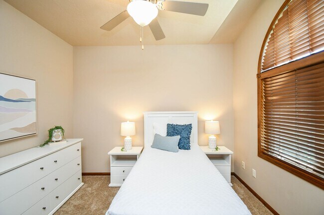 Building Photo - South Sioux Falls Rental with Open Layout ...