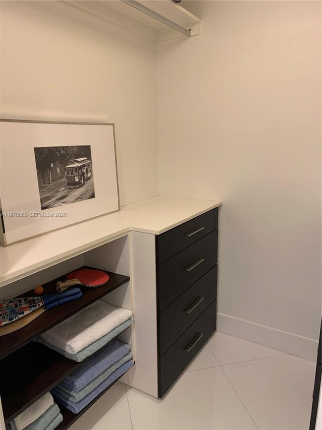 Building Photo - 1 N Ocean Blvd