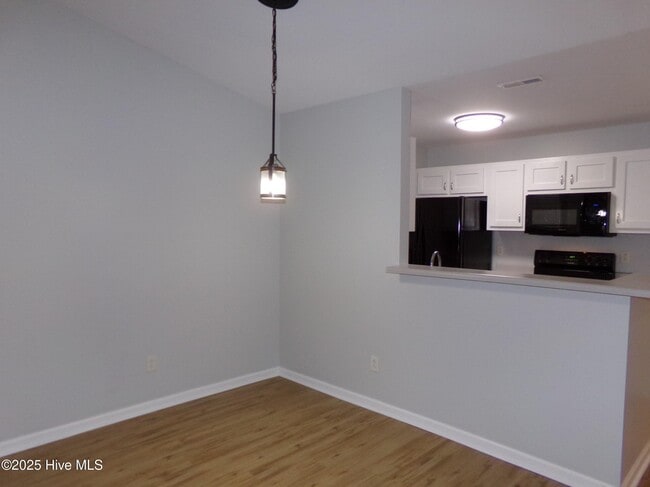 Building Photo - 119 Gooding Dr