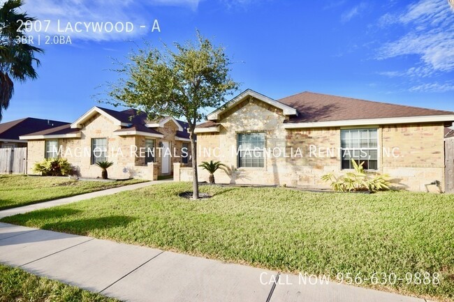 Building Photo - 3 Bed 2 Bath in Edinburg