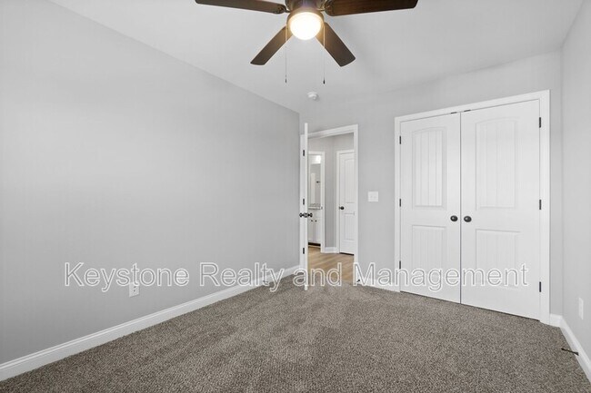 Building Photo - 580 Heritage Pointe Dr