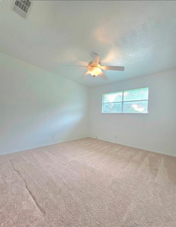 Building Photo - 15208 Spring Hill Ln