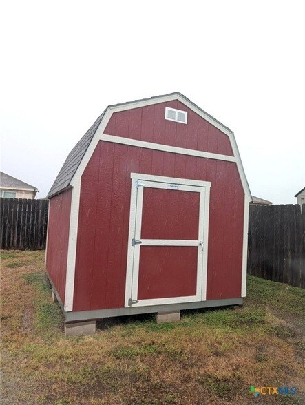 Building Photo - 2703 Tara Dr