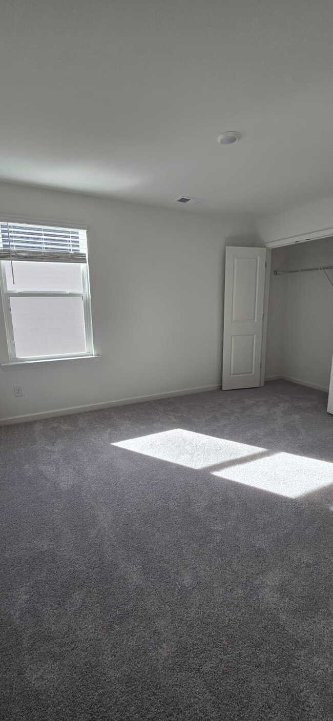 Building Photo - 97 Elijah St