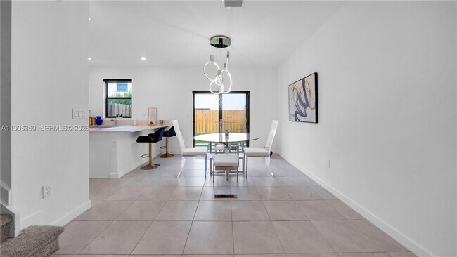 Building Photo - 11851 SW 246 Terrace