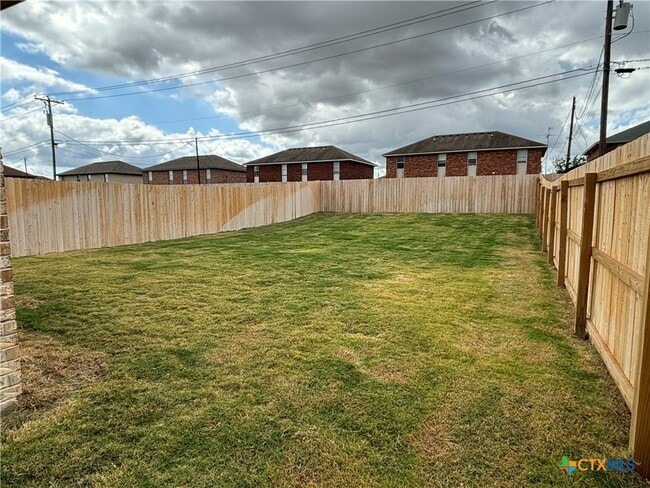 Building Photo - 1110 Carlsberg Dr
