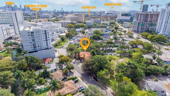 Building Photo - 1333 NW 15th St