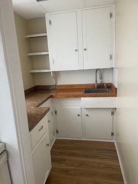 Building Photo - 42 Ann St