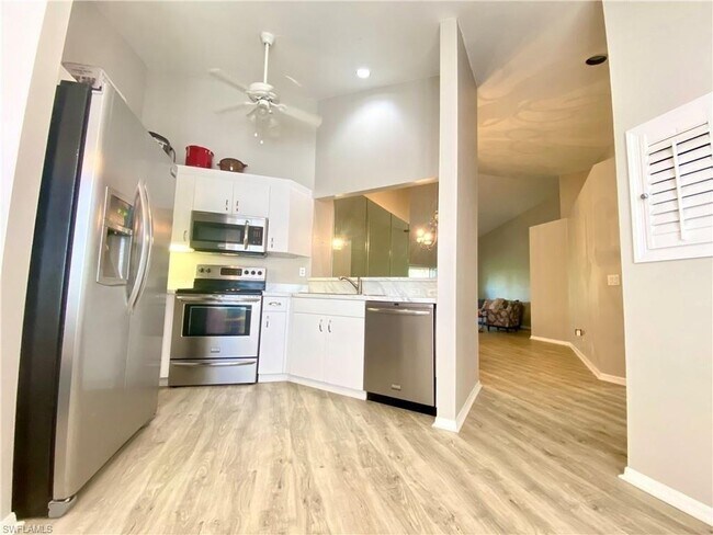 Building Photo - 3745 Fieldstone Blvd