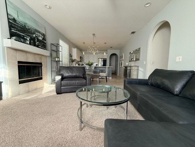 Building Photo - Beautiful 3bd/2ba Natomas Home with 2 Car Garage!