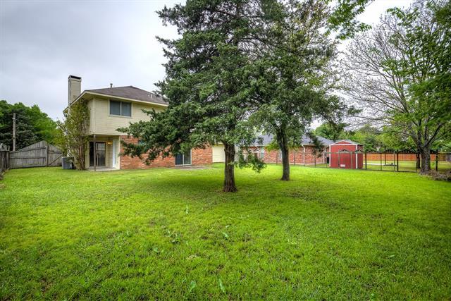 Building Photo - 2003 Hackberry Cir