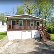 Building Photo - 98 Sandau Ave