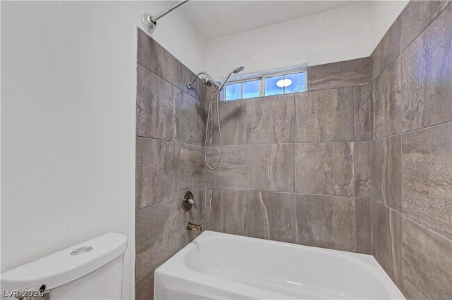 Building Photo - 7213 Elite Ct