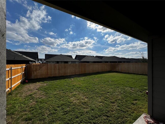 Building Photo - 1009 Marvin Wy