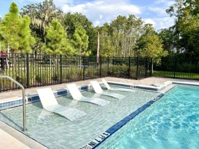 Building Photo - New Build 3Bed 2Bath Townhome in Kissimmee