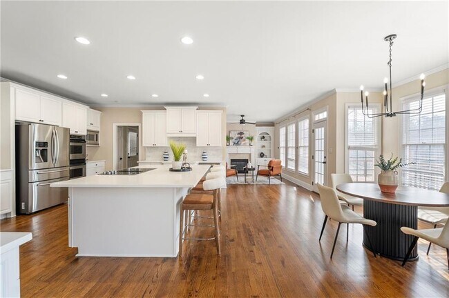 Building Photo - 870 Longstone Landing