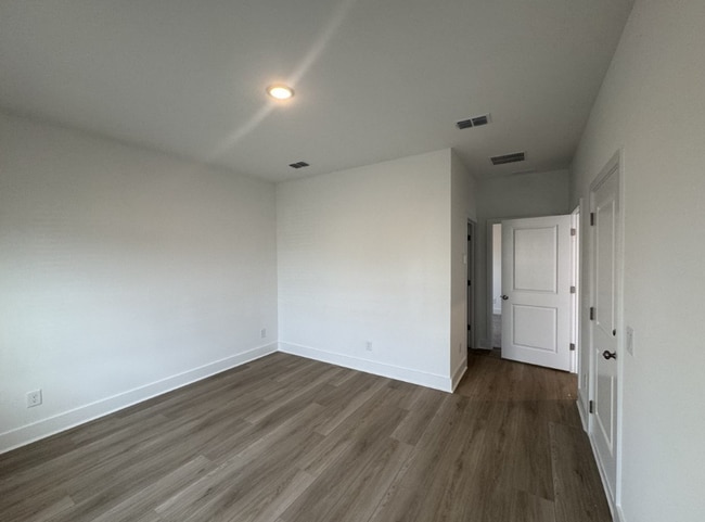 Building Photo - Spacious 4BR, 3BA Home in Aspire at New Ha...