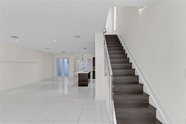 Building Photo - 10426 NW 64th Terrace