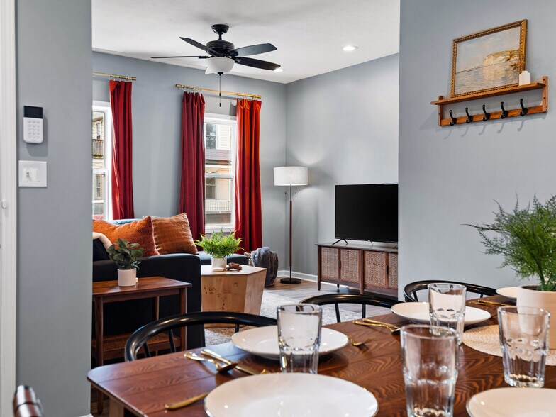 Building Photo - 6110 Lawn Ave