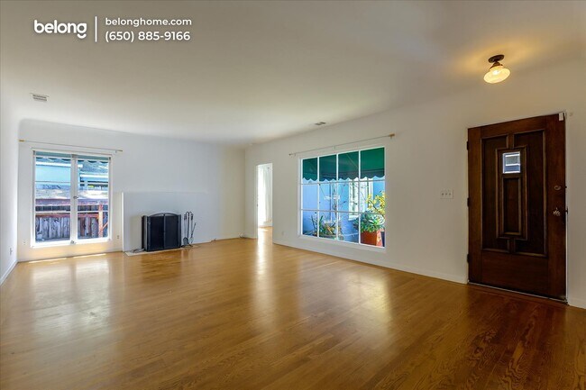 Building Photo - 420 9th Ave