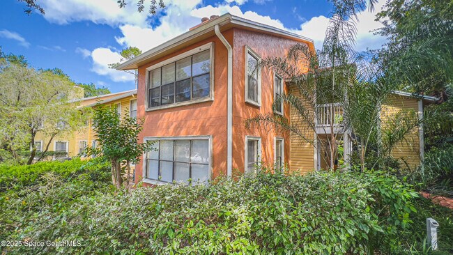 Building Photo - 225 S Tropical Trail