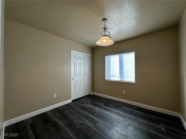 Building Photo - 9125 Fish Tail Ave