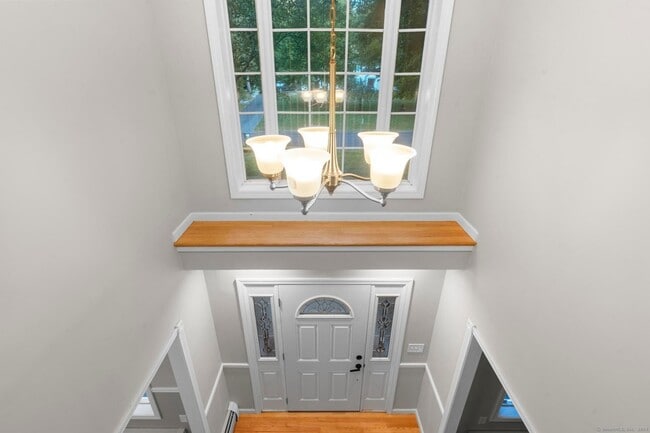 Building Photo - 232 Woodmont Dr