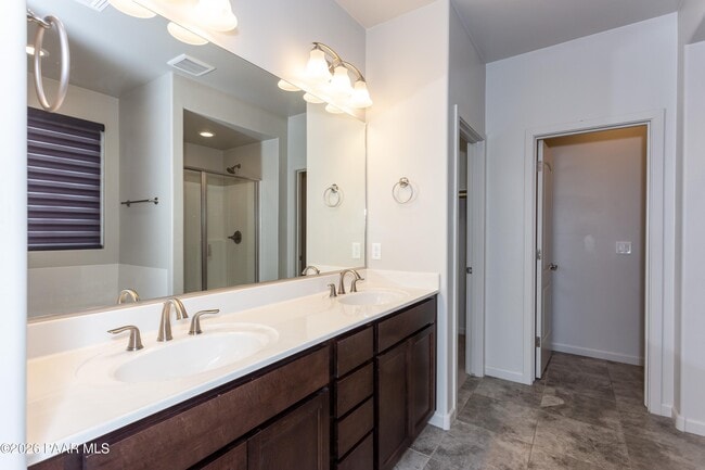 Building Photo - 1299 Essex Way