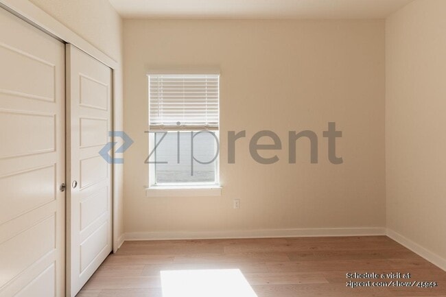 Building Photo - 301 Gidran Trail