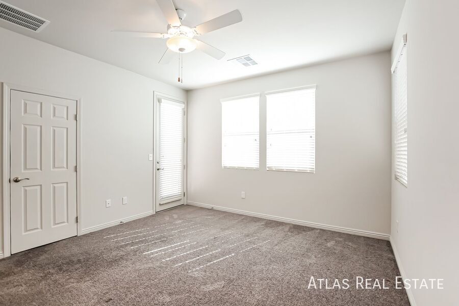 Building Photo - 1625 Guyot Ct