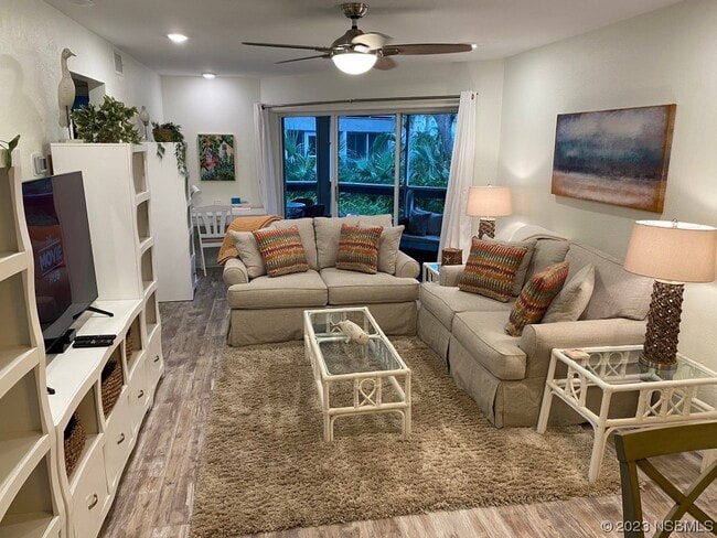 Building Photo - 4307 Sea Mist Dr