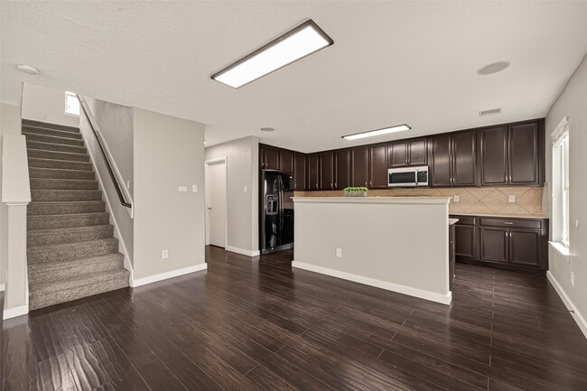 Building Photo - 18302 Walden Gate Ln