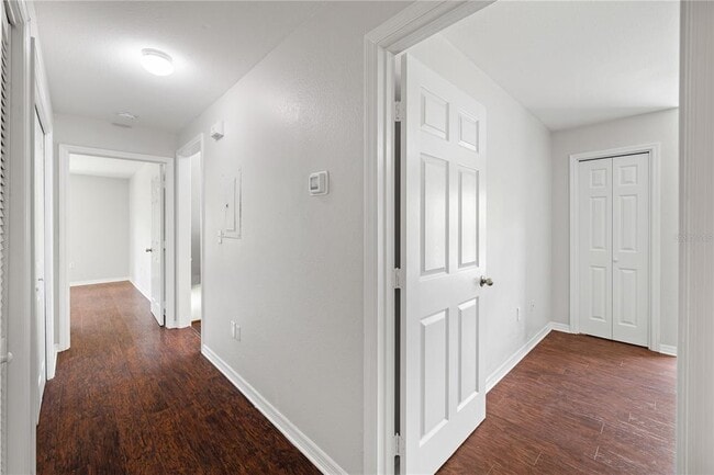 Building Photo - 9412 Lake Chase Island Way