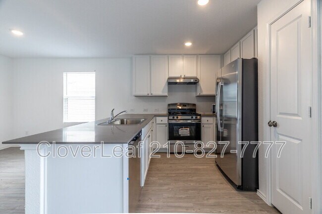 Building Photo - 14018 Piglet Trl