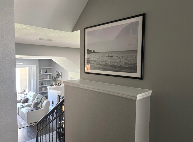 Building Photo - 708 Promenade Pl