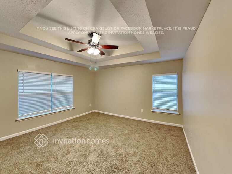 Building Photo - 260 Silver Glen Ave