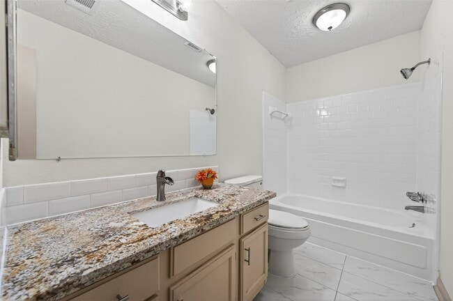 Building Photo - 10726 Village Trail Dr