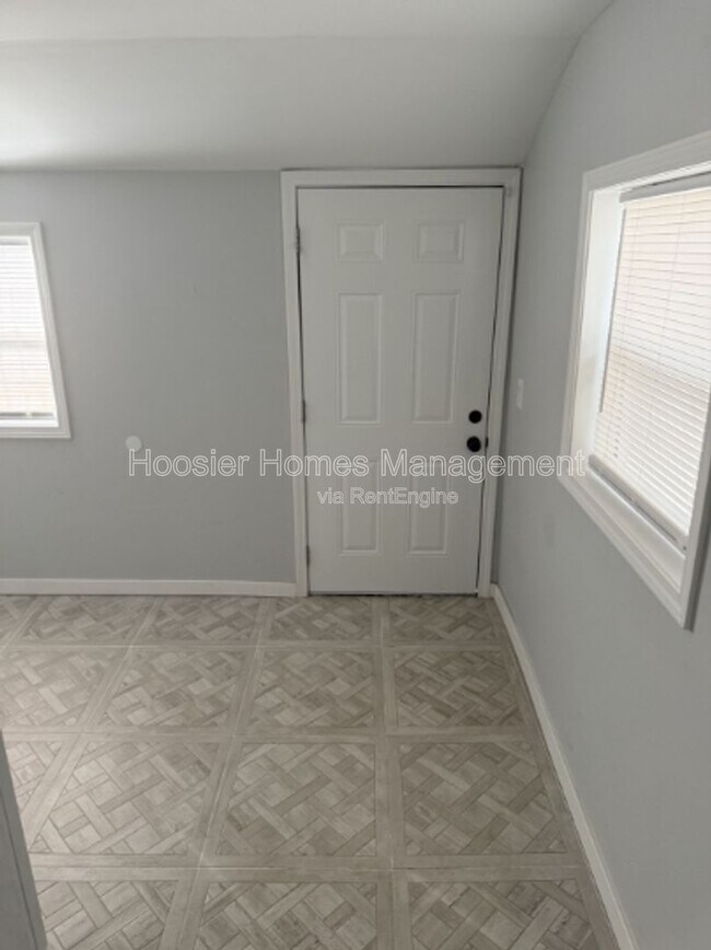 Building Photo - 940 Jefferson Ave