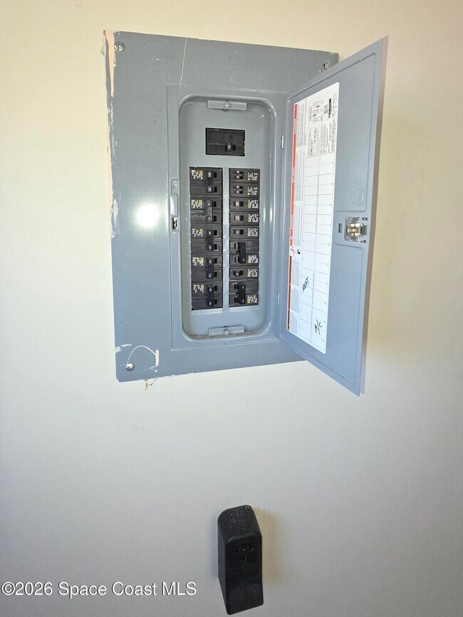 Building Photo - 4415 Coleridge Ave