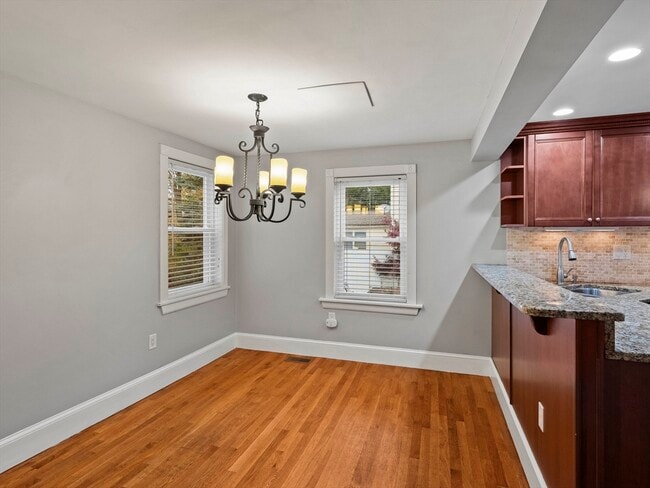 Building Photo - 27 Kilby St