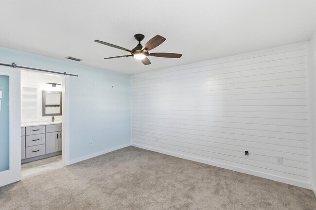 Building Photo - 109 Wettaw Ln