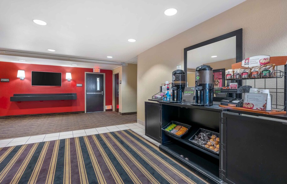 Building Photo - Furnished Studio-Sacramento - Roseville