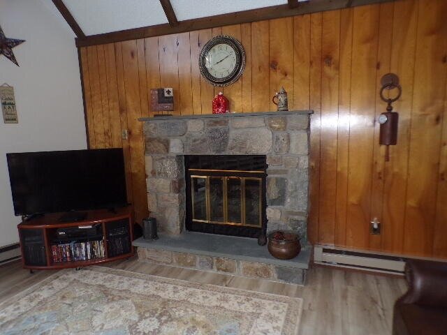 Building Photo - 64 Hugo Dr